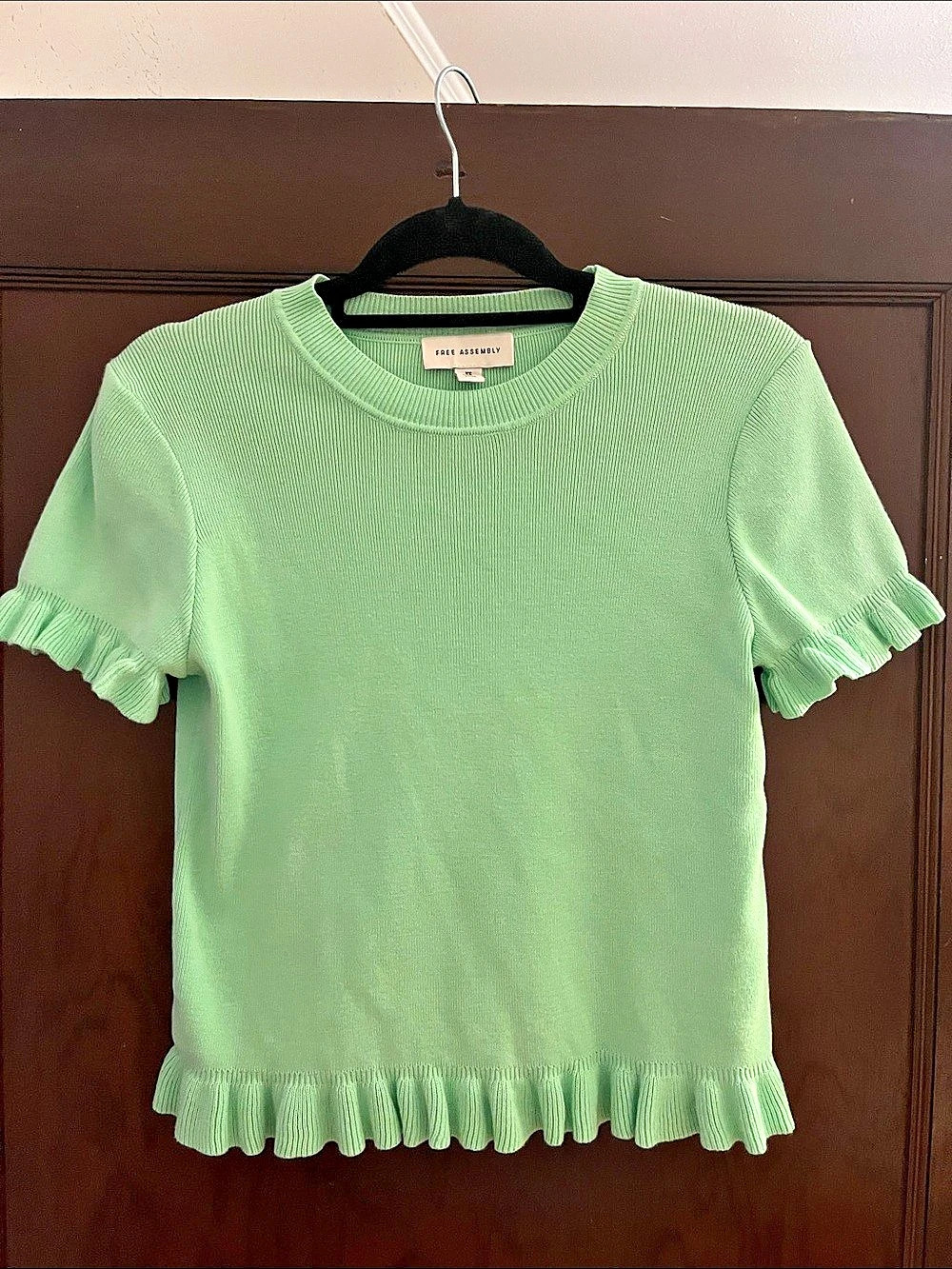Free Assembly Ruffle Trim Sweater with Short Sleeves Green XS